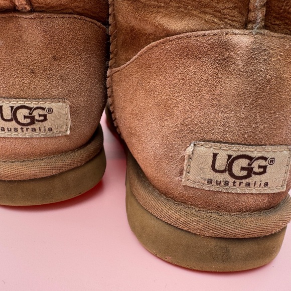 UGG Australia Tall Button Fold Over Boots - Picture 8 of 8
